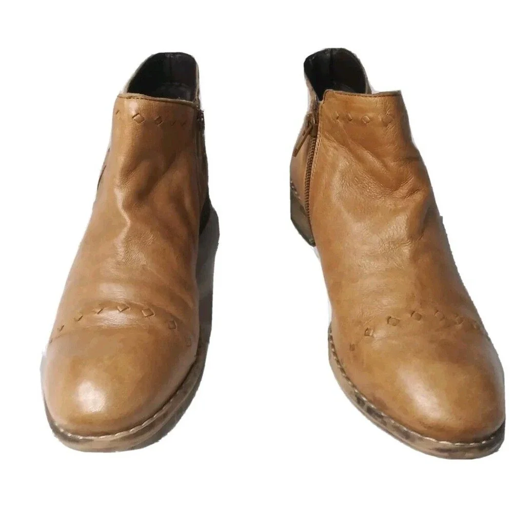Diba True River Queen Booties Tobacco Brown leather Size 7.5